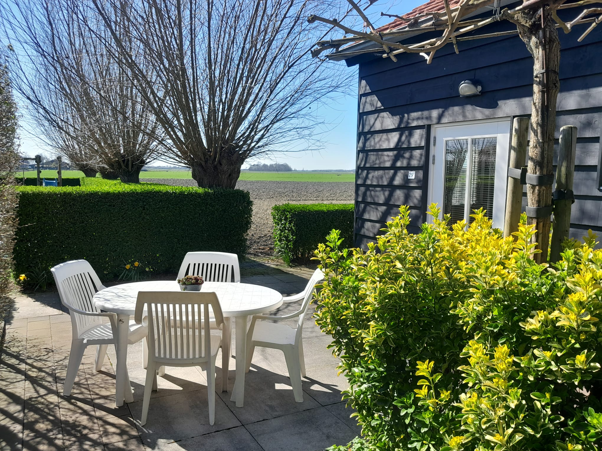 Fijne vakantiewoning in Grijpskerke. Ook voor de wintermaanden! (voorzien van vloerverwarming)